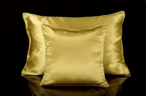 Poszewka Jedwabna na Poduszkę 40x60 - Złoto 2