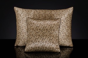 Poszewka ornamentowa jedwabna 40x40 Safari