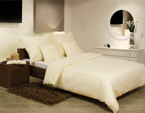 Pościel satynowa 220x200 + 2x poszewka jasiek Kolor Kremowy