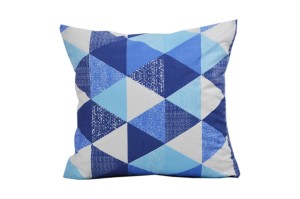 Poszewka bawełniana 40x40 niebieskie trójkąty 3140